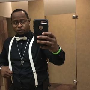 Meet your Posher, Kenneth